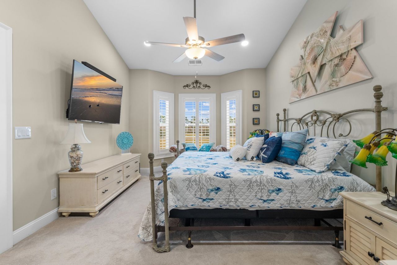 1012 Ray Costin Way Photo 22