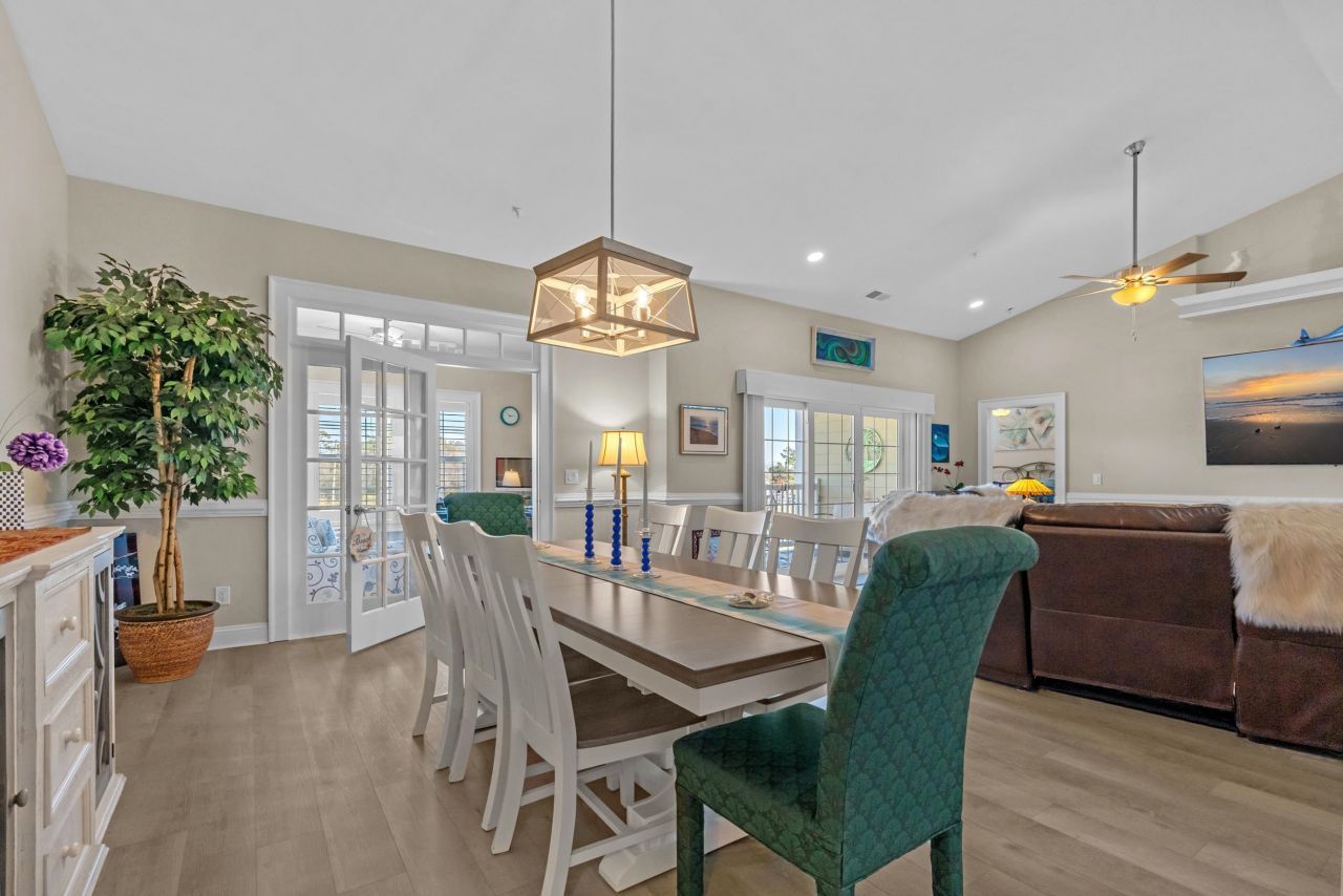 1012 Ray Costin Way Photo 9