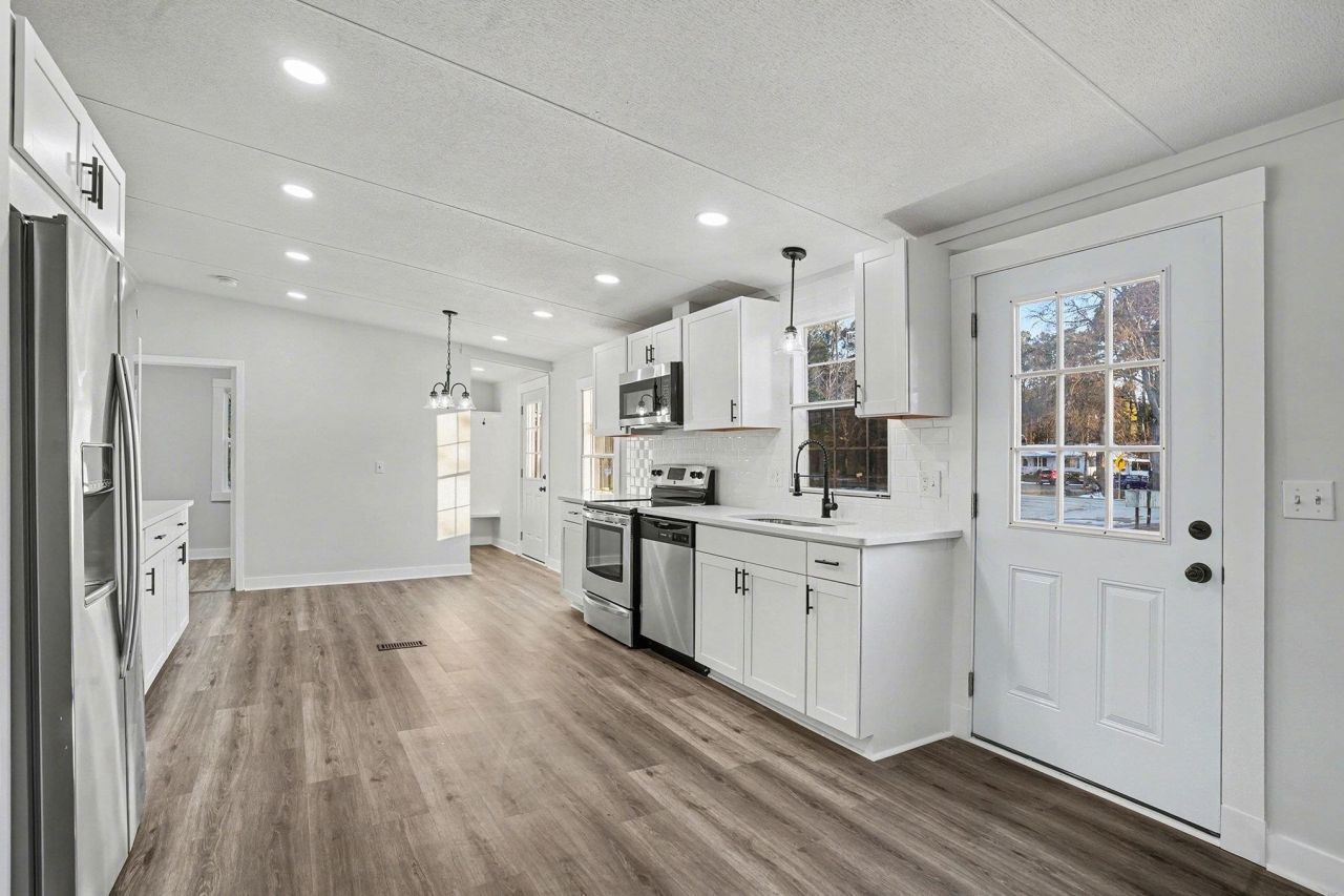 4287 Flat Bay Circle Photo 10