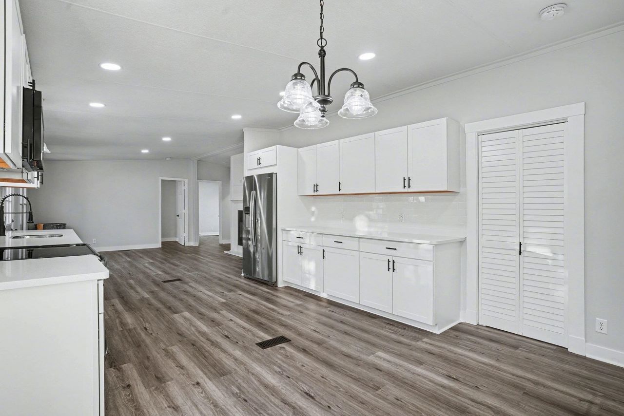 4287 Flat Bay Circle Photo 9