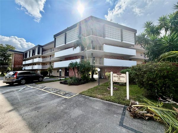 2901 NW 46th Ave , Unit 304, Lauderdale Lakes, FL 33313