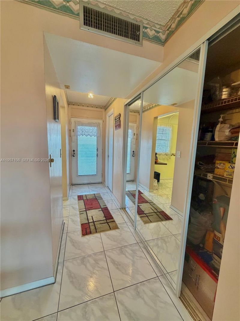 2901 NW 46th Ave , Unit 304, Lauderdale Lakes, FL 33313 Photo