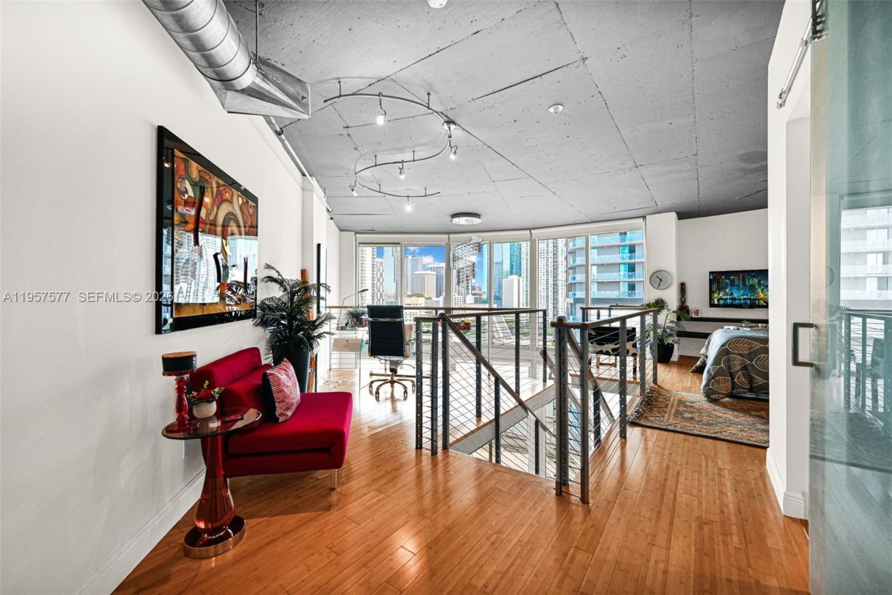 690 SW 1st Ct , Unit 1502, Miami, FL 33130 Photo