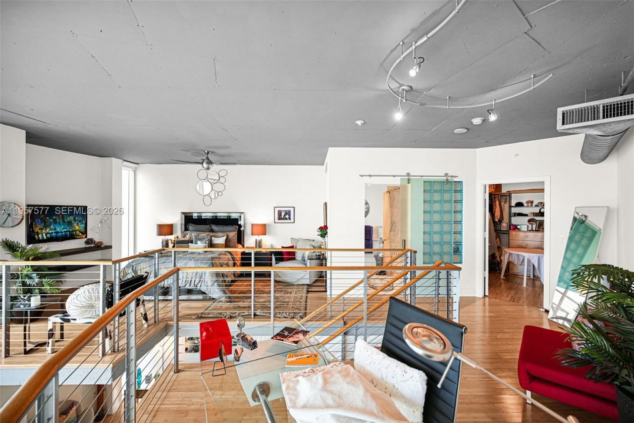 690 SW 1st Ct , Unit 1502, Miami, FL 33130 Photo