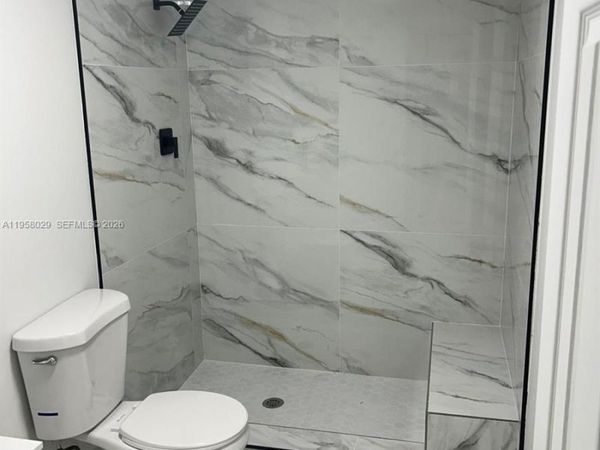 11515 SW 138th Ter, Miami, FL 33176