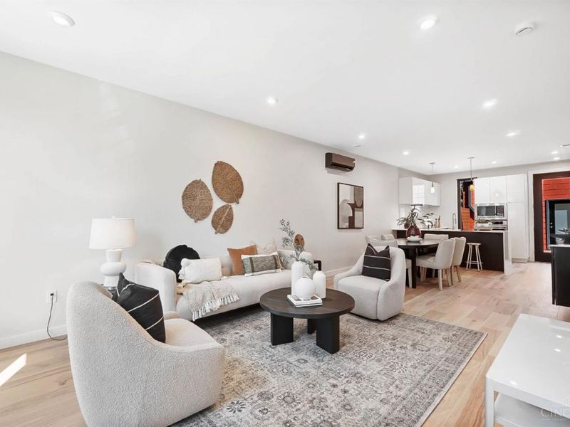 1330 Spring Street, Cincinnati, OH 45202 Photo 2