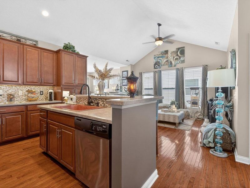 5688 Stearns Road, Dublin, OH 43016 Photo 13