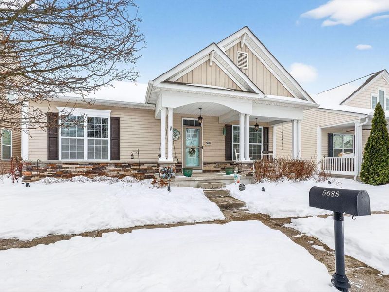 5688 Stearns Road, Dublin, OH 43016 Photo 3