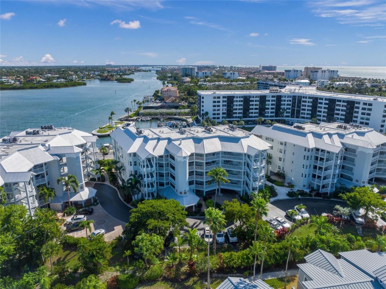 1260 Dolphin Bay Way, Unit 403, Sarasota, FL 34242 Photo