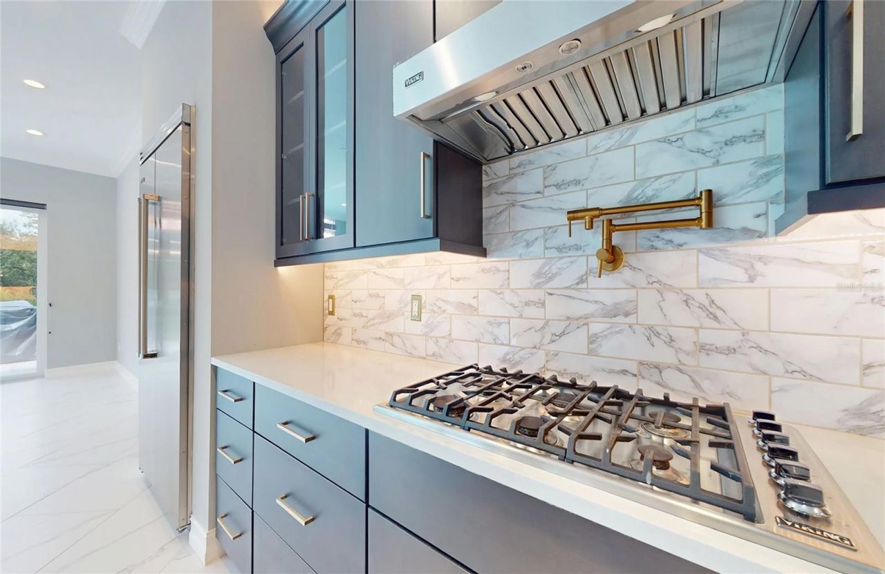 5951 Bay Drive, Gulfport, FL 33707 Photo