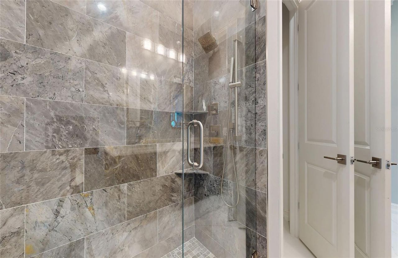 5951 Bay Drive, Gulfport, FL 33707 Photo