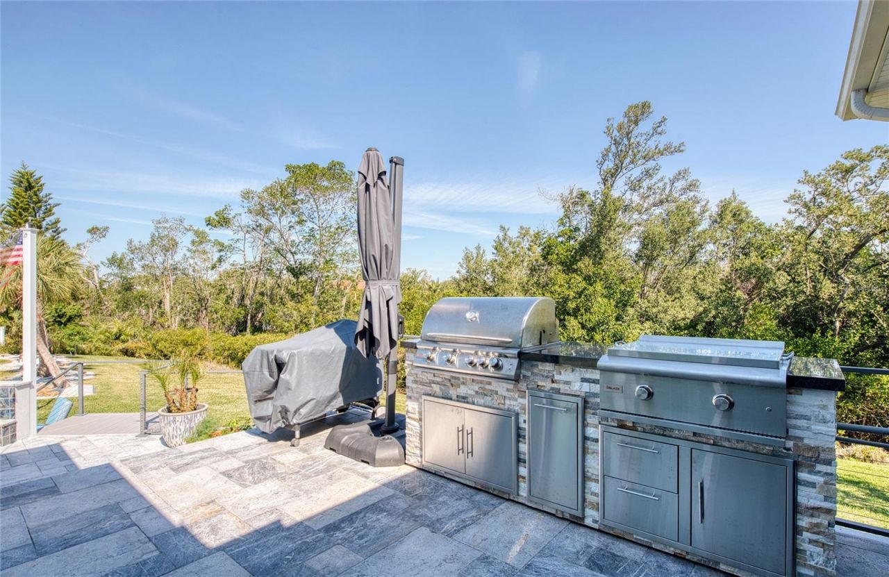 5951 Bay Drive, Gulfport, FL 33707 Photo