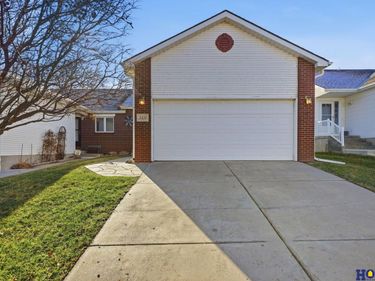 2431 Dodge Street, Lincoln, NE 68521