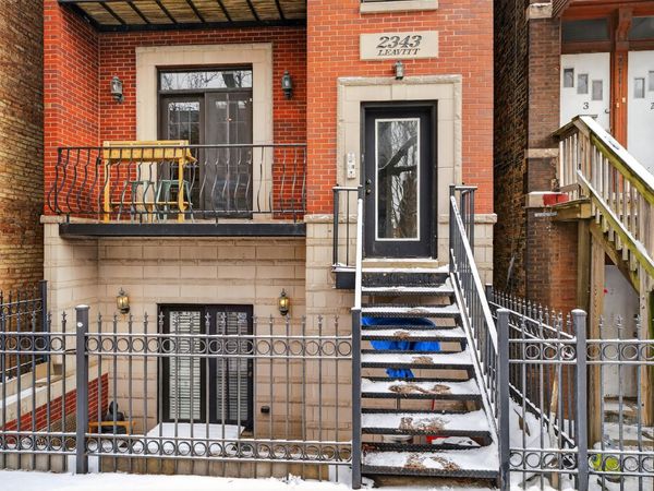 2343 N Leavitt Street, Unit 1, Chicago, IL 60647