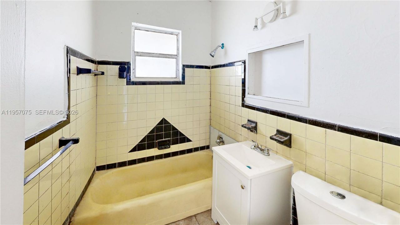 1478 NW 2nd Ave , Florida City, FL 33034 Photo