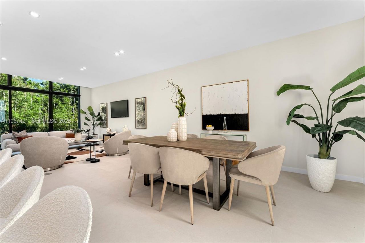 2501 SW 27 St, Unit 2, Miami, FL 33133 Photo