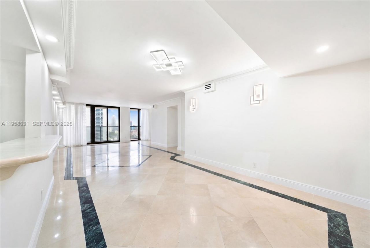 2301 S Ocean Dr, Unit 2507, Hollywood, FL 33019 Photo