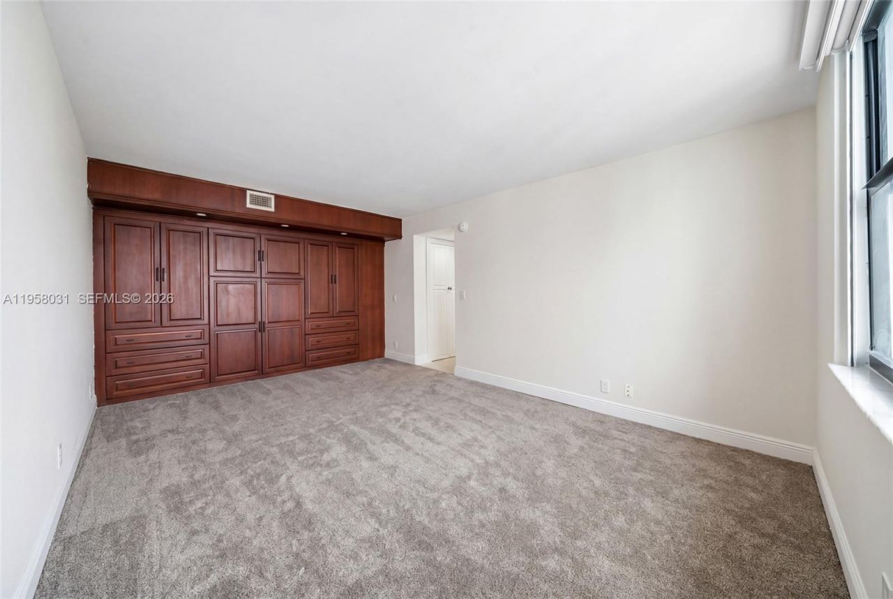 2301 S Ocean Dr, Unit 2507, Hollywood, FL 33019 Photo