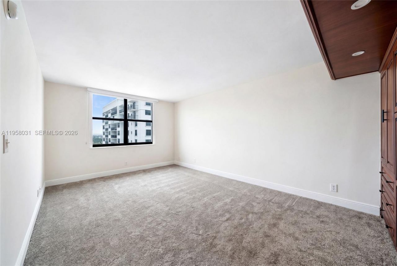 2301 S Ocean Dr, Unit 2507, Hollywood, FL 33019 Photo