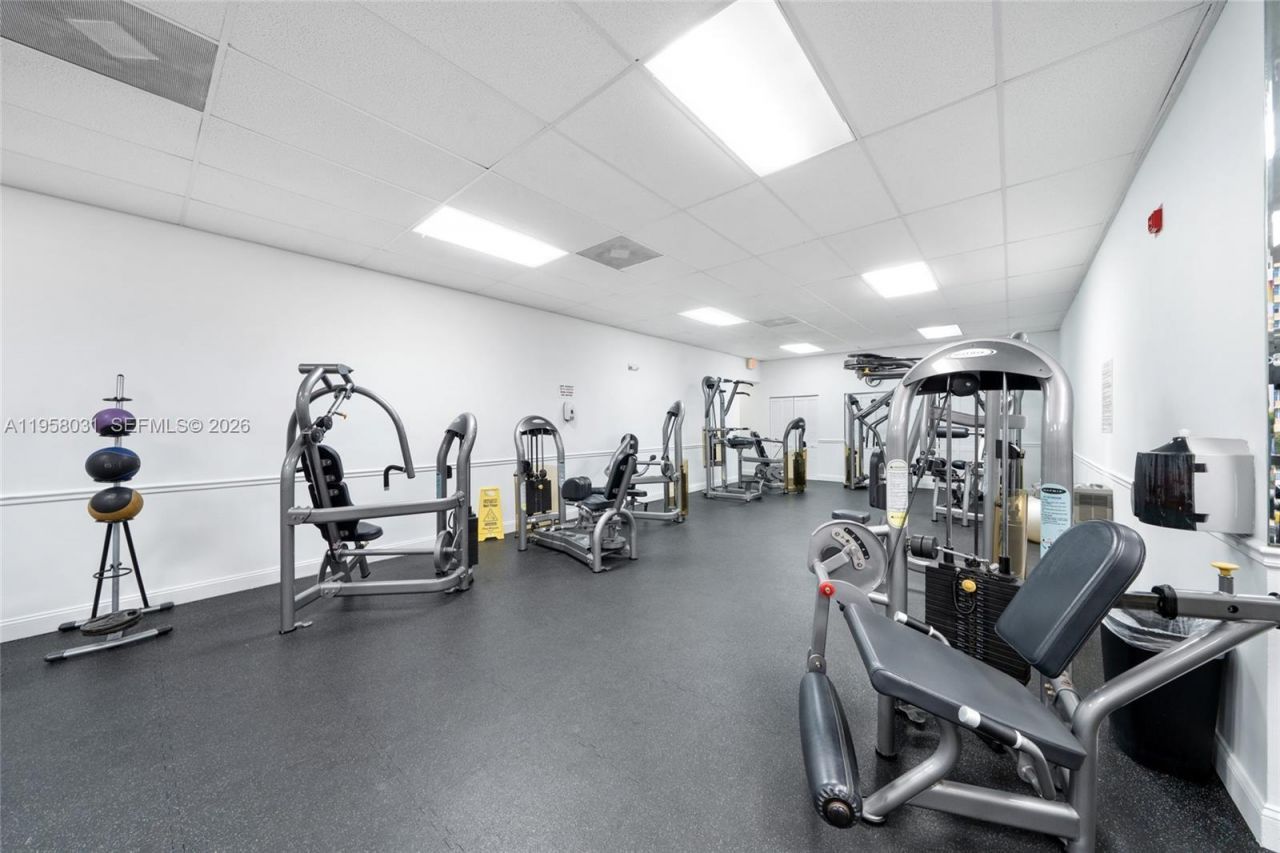 2301 S Ocean Dr , Unit 2507, Hollywood, FL 33019 Photo