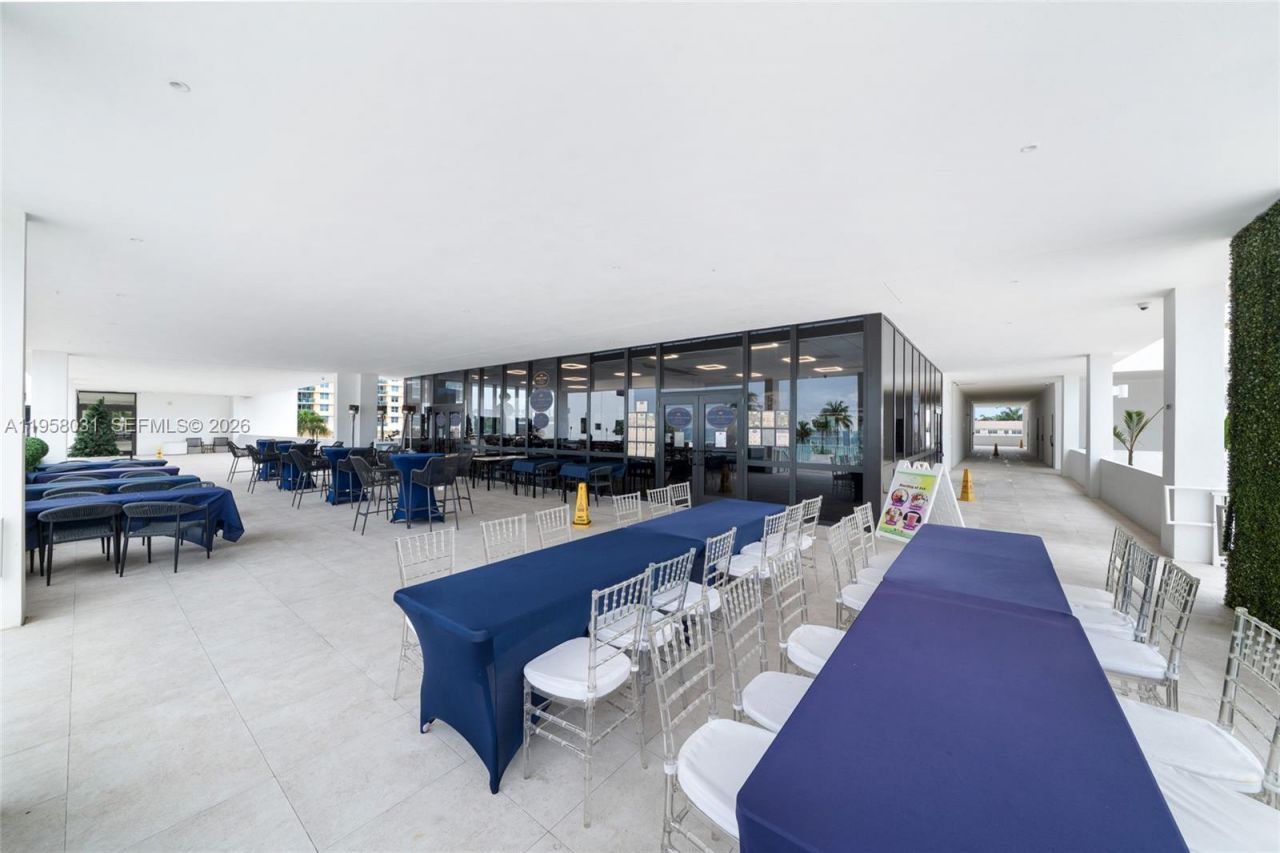 2301 S Ocean Dr , Unit 2507, Hollywood, FL 33019 Photo