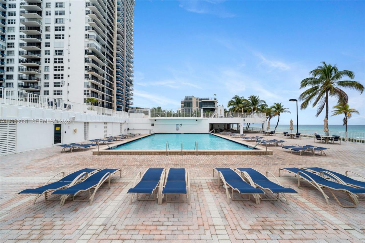 2301 S Ocean Dr, Unit 2507, Hollywood, FL 33019 Photo