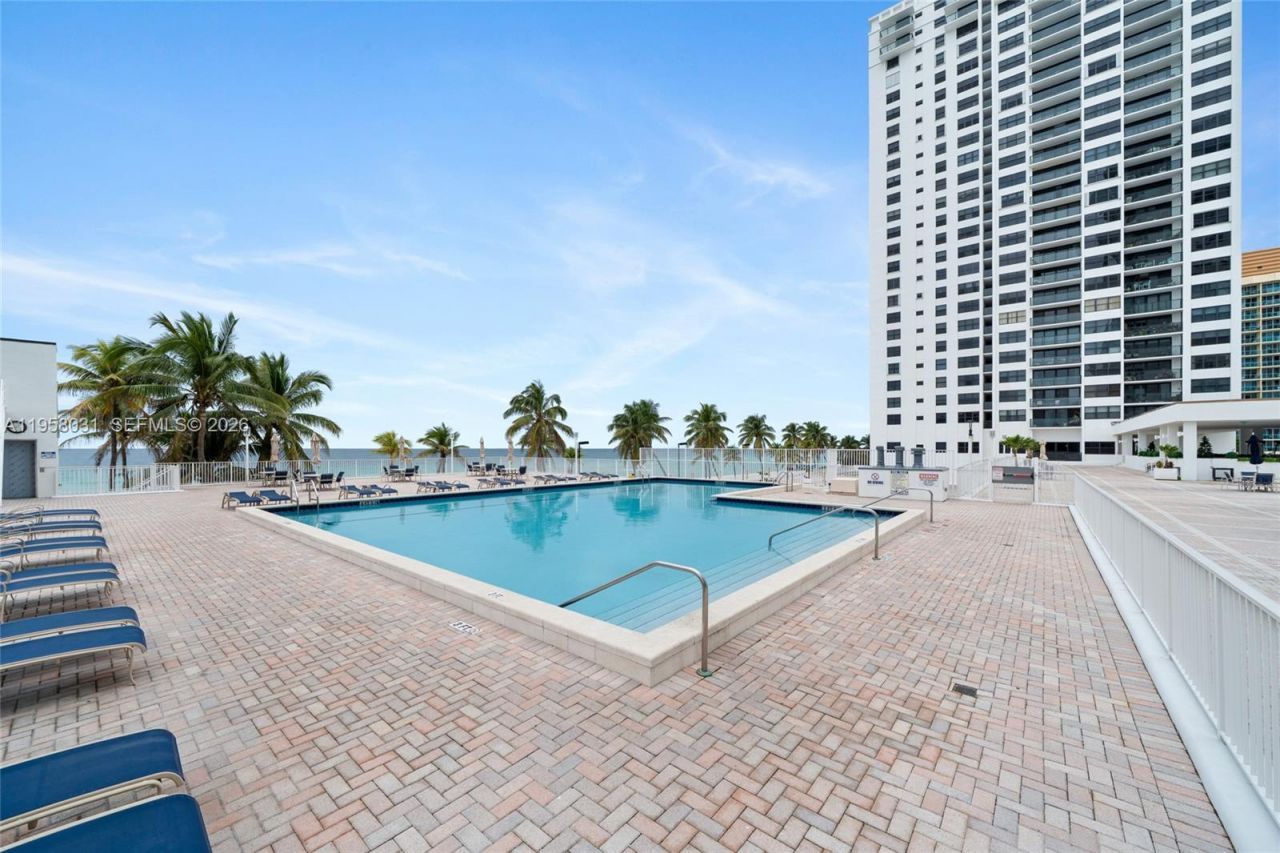 2301 S Ocean Dr, Unit 2507, Hollywood, FL 33019 Photo