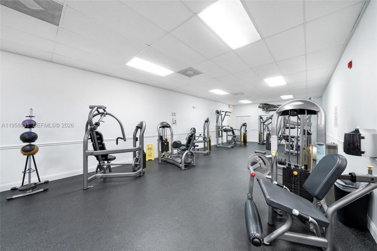 2301 S Ocean Dr, Unit 2507, Hollywood, FL 33019 Photo