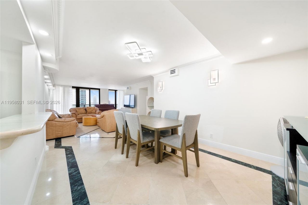 2301 S Ocean Dr , Unit 2507, Hollywood, FL 33019 Photo