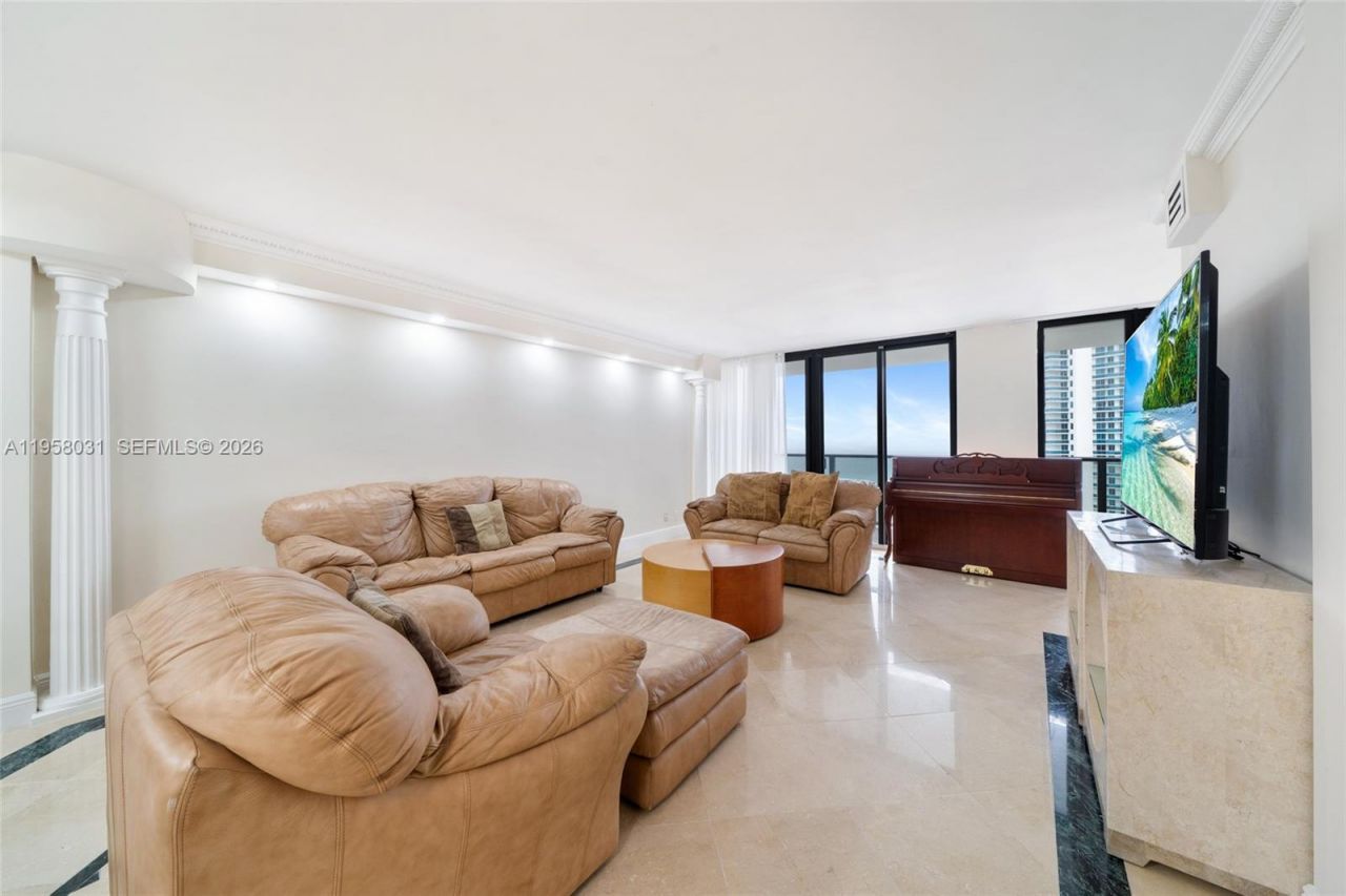 2301 S Ocean Dr , Unit 2507, Hollywood, FL 33019 Photo