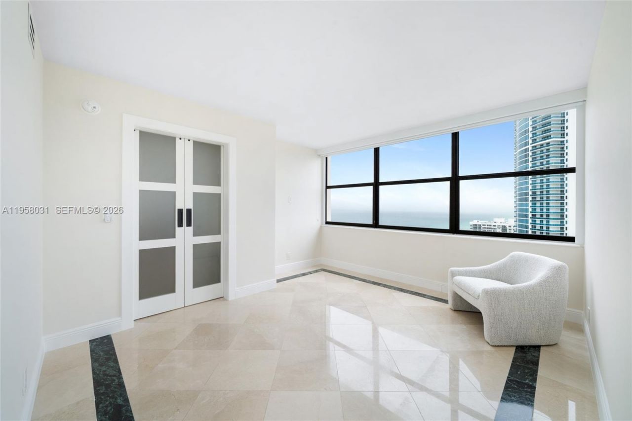 2301 S Ocean Dr , Unit 2507, Hollywood, FL 33019 Photo