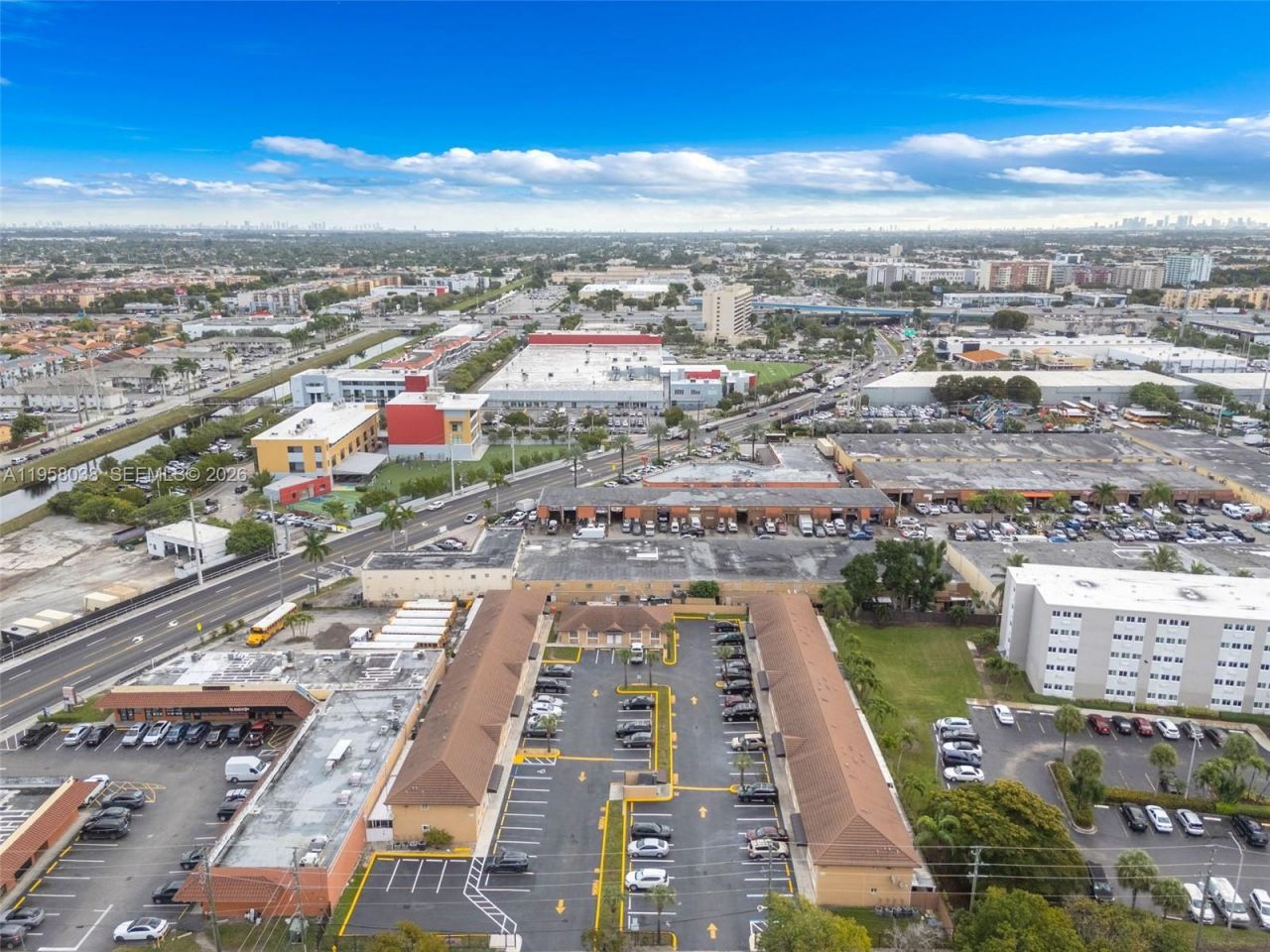 10285 NW 80th Ct, Unit 207, Hialeah Gardens, FL 33016 Photo