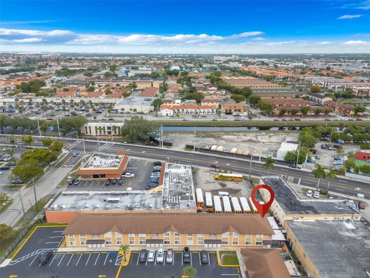 10285 NW 80th Ct, Unit 207, Hialeah Gardens, FL 33016 Photo