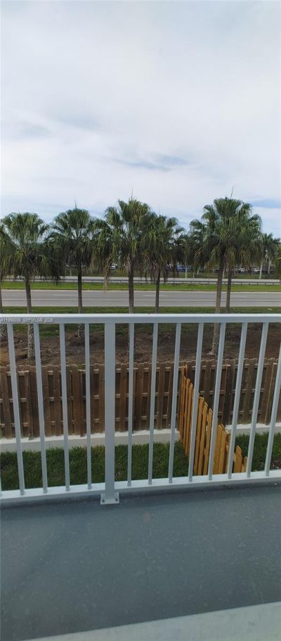 689 SE 13th St Cir , Homestead, FL 33034 Photo