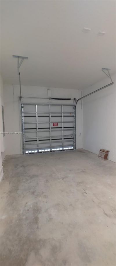 689 SE 13th St Cir , Homestead, FL 33034 Photo