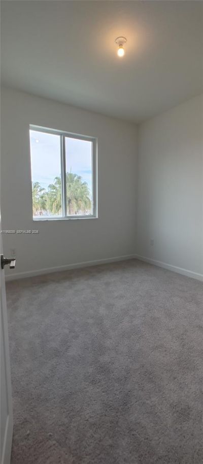 689 SE 13th St Cir , Homestead, FL 33034 Photo