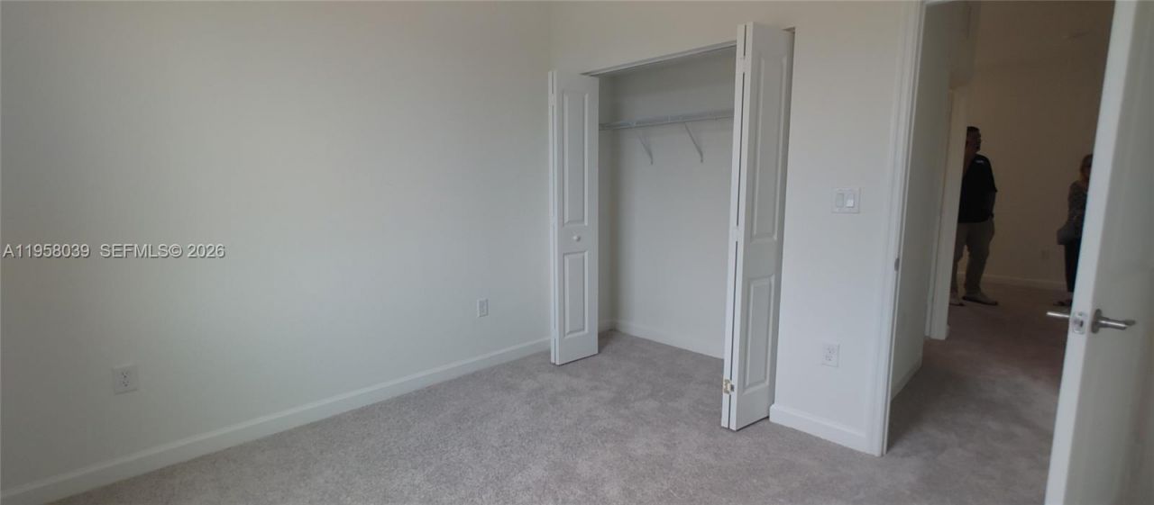 689 SE 13th St Cir , Homestead, FL 33034 Photo