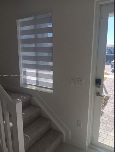 689 SE 13th St Cir , Homestead, FL 33034 Photo