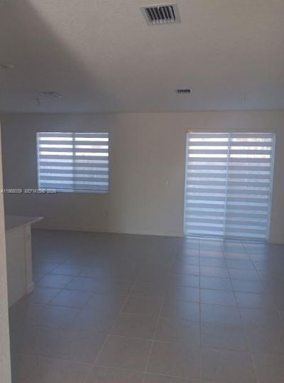 689 SE 13th St Cir , Homestead, FL 33034 Photo