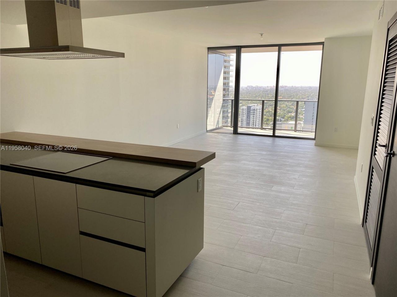 1000 Brickell Plaza, Unit 3306, Miami, FL 33131 Photo
