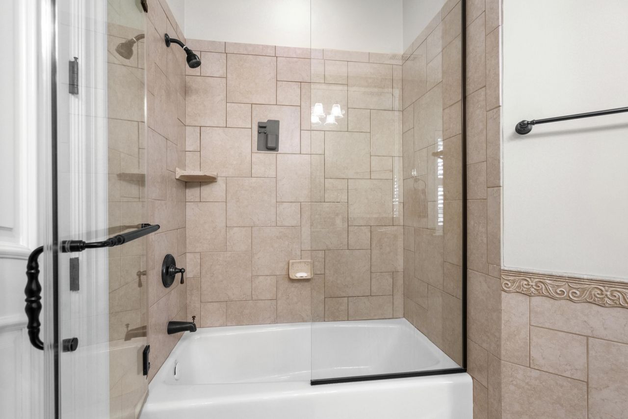 9237 Bellasera Circle Photo 20