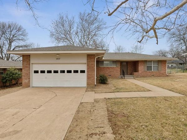 1407 Robin Drive, Sherman, TX 75092