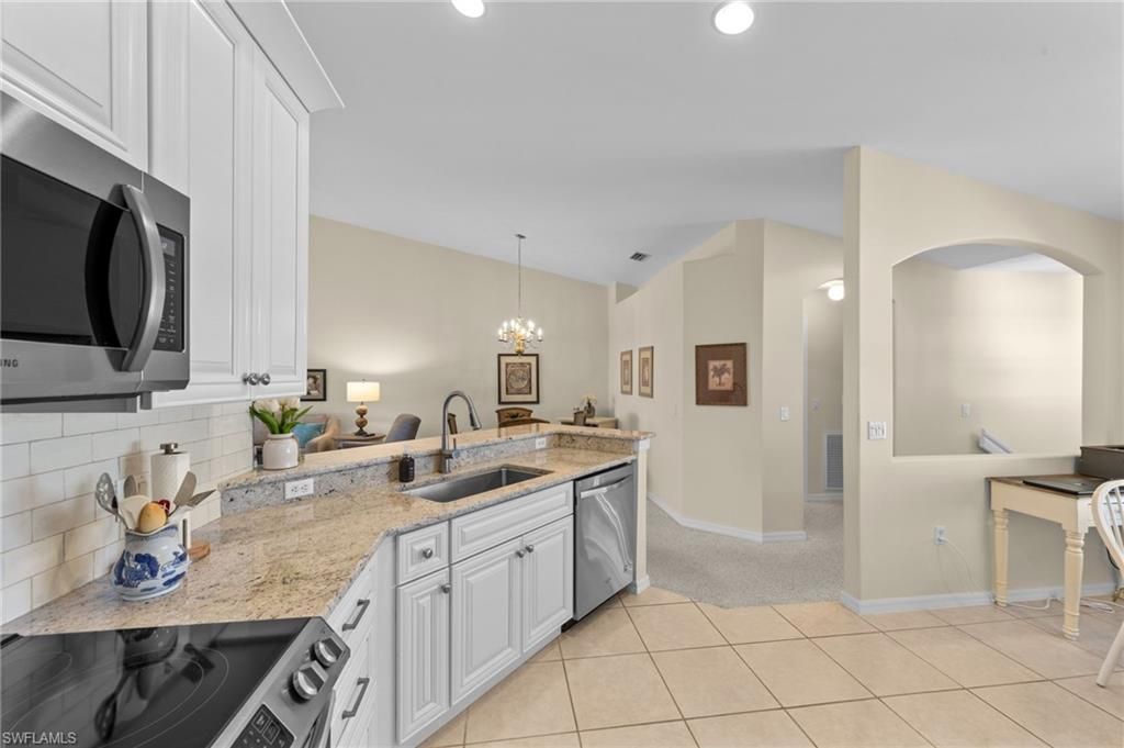 10127 Colonial Country Club Blvd , Unit 1603, Fort Myers, FL 33913 Photo