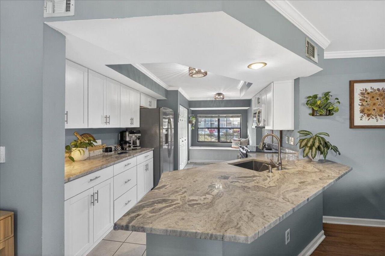 1824 Belle Chez Photo 10