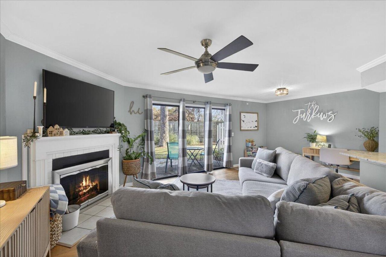 1824 Belle Chez Photo 12