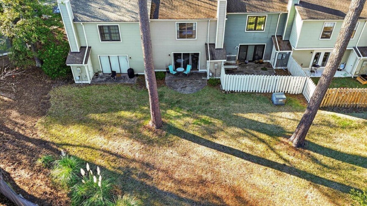 1824 Belle Chez Photo 27