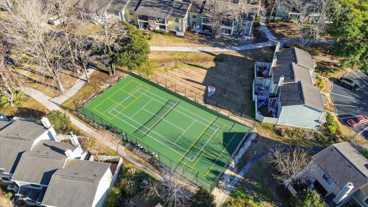 1824 Belle Chez Photo 30