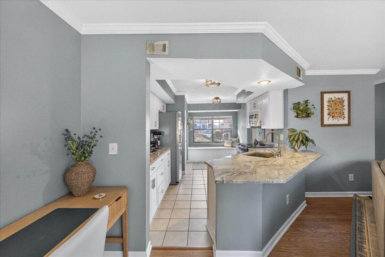 1824 Belle Chez Photo 9