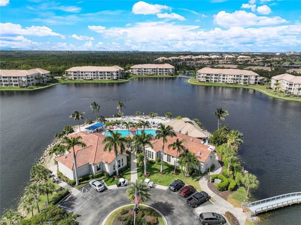 9171 Bayberry Bend, Unit 201, Fort Myers, FL 33908 Photo