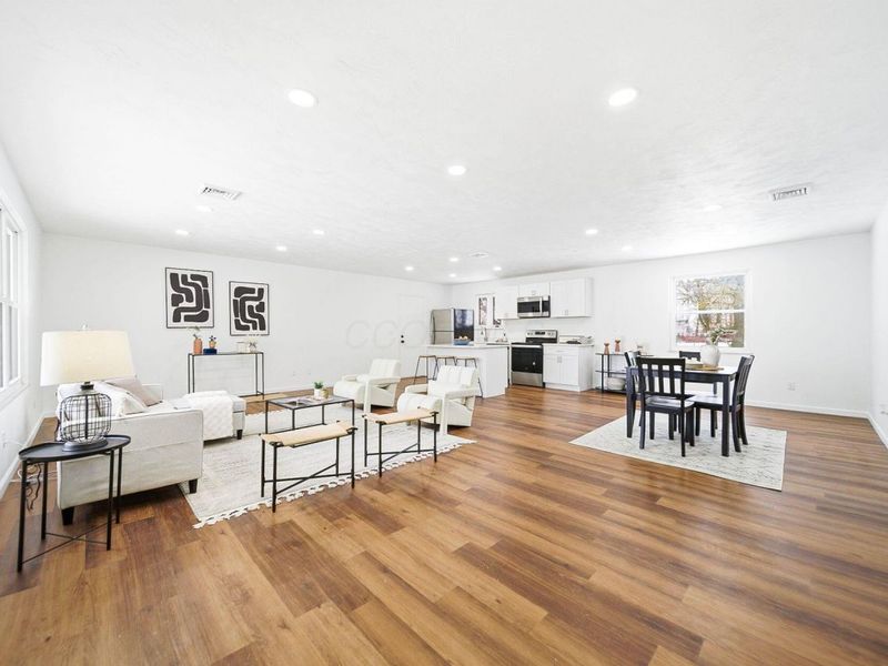 178 Poplar Street, Mount Sterling, OH 43143 Photo 3